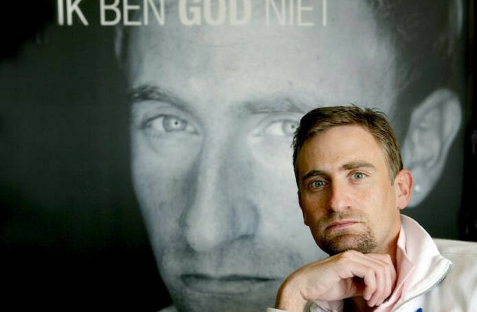 VDB: “Ik ben God Niet.”